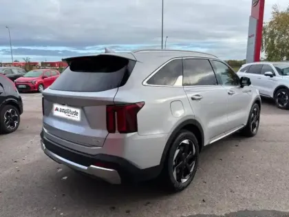 Photo 4 Kia Sorento  1.6 T-GDi 253ch PHEV Premium 4x4 7 places