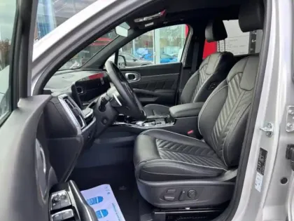 Photo 9 Kia Sorento  1.6 T-GDi 253ch PHEV Premium 4x4 7 places