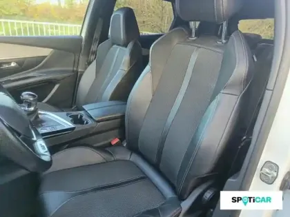 Photo 8 Peugeot 3008  1.2 PureTech 130ch S&S GT