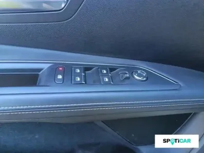 Photo 11 Peugeot 3008  1.2 PureTech 130ch S&S GT