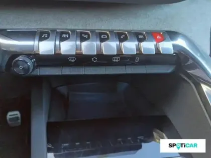 Photo 14 Peugeot 3008  1.2 PureTech 130ch S&S GT