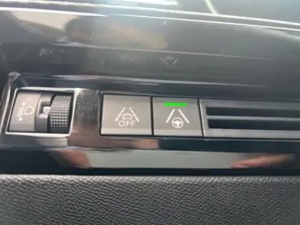 Photo 14 Peugeot 508  PureTech 180ch S&S Allure EAT8