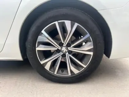 Photo 10 Peugeot 508  PureTech 180ch S&S Allure EAT8