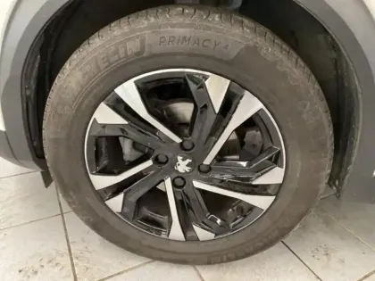 Photo 12 Peugeot 2008  1.2 PureTech 130ch S&S GT EAT8