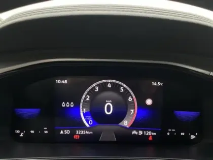 Photo 11 Volkswagen T-roc  1.0 TSI 110ch Life Plus