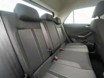 Photo 13 Volkswagen T-roc  1.0 TSI 110ch Life Plus