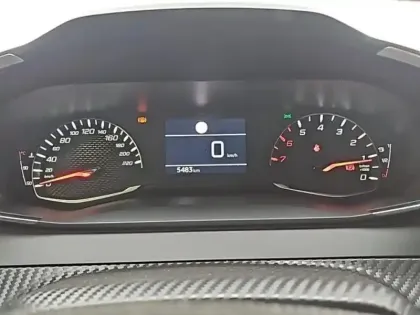 Photo 14 Peugeot 2008  1.2 PureTech 100ch S&S Active