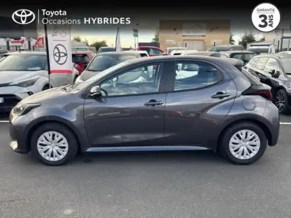 Photo 2 Toyota Yaris  116h Dynamic 5p MY22