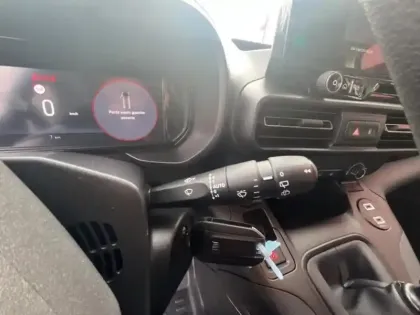 Photo 12 Fiat Doblo  Fg M 650kg BlueHDi 100ch S&S Pack Premium Connect