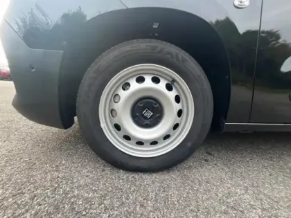 Photo 10 Fiat Doblo  Fg M 650kg BlueHDi 100ch S&S Pack Premium Connect