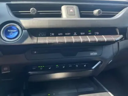 Photo 13 Lexus UX  250h 2WD Executive MY21