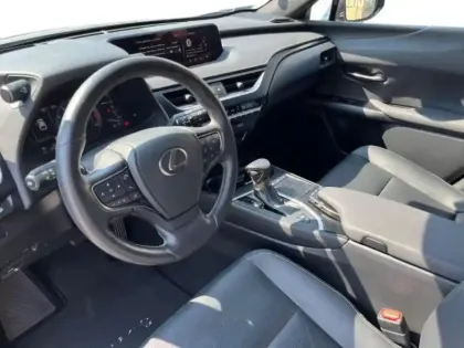 Photo 7 Lexus UX  250h 2WD Executive MY21