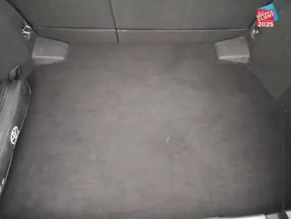 Photo 13 Toyota C-HR  122h Design 2WD E-CVT RC18