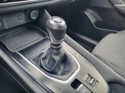 Photo 3 Nissan Qashqai  1.3 Mild Hybrid 140ch N-Style