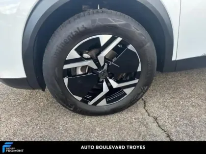 Photo 14 Peugeot 2008  1.2 PureTech 130ch S&S GT EAT8