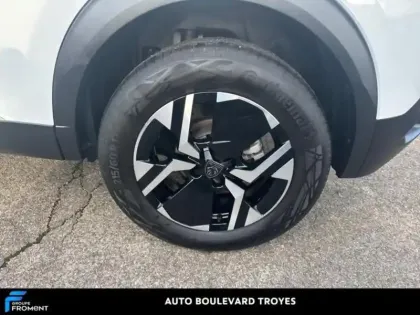 Photo 12 Peugeot 2008  1.2 PureTech 130ch S&S GT EAT8