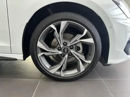 Photo 8 Audi A3  Sportback 30 TFSI 110ch Mild Hybrid S line S tronic 7