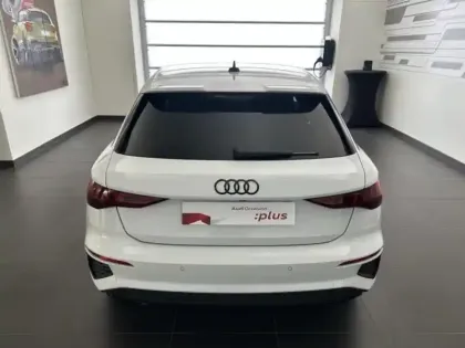 Photo 4 Audi A3  Sportback 30 TFSI 110ch Mild Hybrid S line S tronic 7