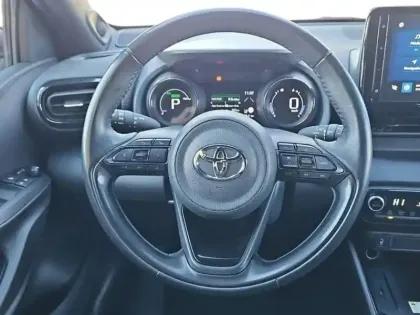 Photo 9 Toyota Yaris  116h Collection 5p MY22