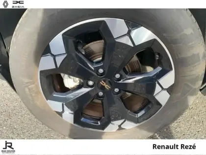 Photo 22 Dacia Duster  1.6 hybrid 140ch Extreme