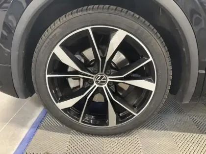 Photo 5 Volkswagen Tiguan  1.4 eHybrid 245ch R-Line Exclusive DSG6