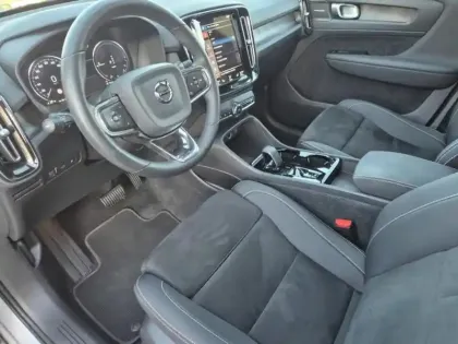 Photo 4 Volvo Xc40  T5 Recharge 180 + 82ch Ultimate DCT 7