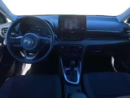 Photo 10 Toyota Yaris  116h Dynamic 5p MY22