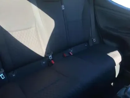 Photo 9 Toyota Yaris  116h Dynamic 5p MY22