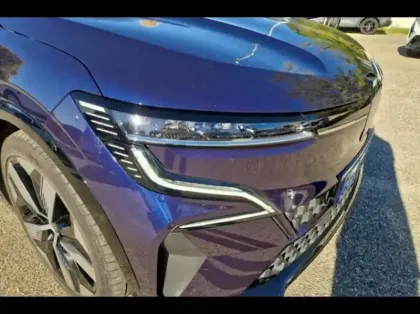 Photo 14 Renault Megane  E-Tech Electric EV60 220ch Iconic super charge