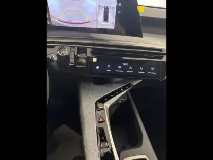 Photo 11 Peugeot 3008  1.2 Hybrid 145ch Allure e-DCS6