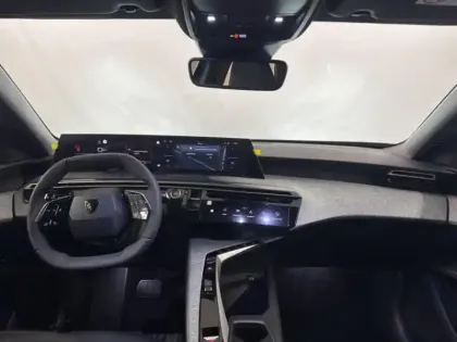 Photo 8 Peugeot 3008  1.2 Hybrid 145ch Allure e-DCS6