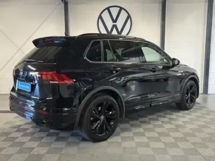 Photo 1 Volkswagen Tiguan  2.0 TDI 150ch R-Line DSG7