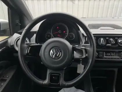 Photo 13 Volkswagen Up ! 1.0 75ch ! club 5p