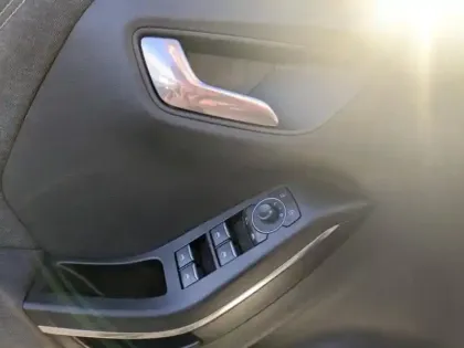 Photo 2 Ford Puma  1.0 Flexifuel 125ch S&S mHEV Titanium