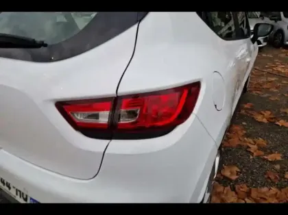 Photo 13 Renault Clio  1.5 dCi 75ch energy Business 5p