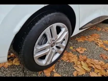 Photo 12 Renault Clio  1.5 dCi 75ch energy Business 5p