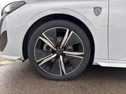 Photo 8 Peugeot 308  SW 1.5 BlueHDi 130ch S&S GT EAT8