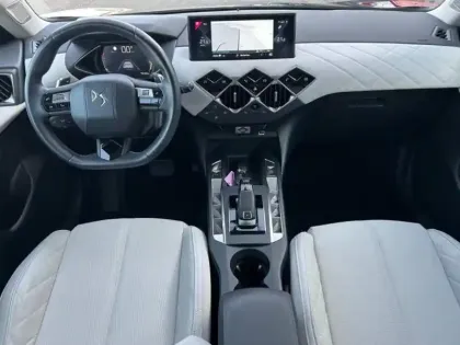 Photo 7 DS DS 3  Crossback PureTech 155ch Grand Chic Automatique 114g