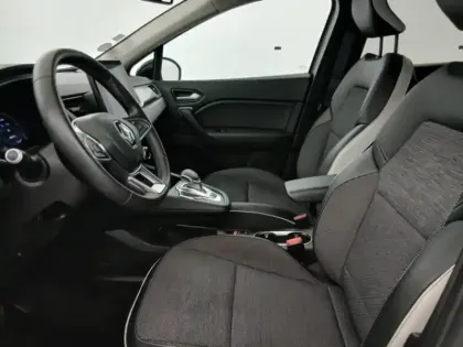 Photo 13 Renault Captur  1.6 E-Tech hybride rechargeable 160ch Intens -21