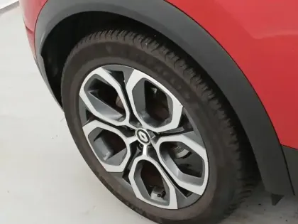 Photo 9 Renault Captur  1.6 E-Tech hybride 145ch Intens -21