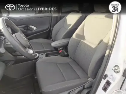 Photo 2 Toyota Yaris  116h Dynamic 5p MY22