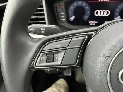 Photo 10 Audi A1  Sportback 30 TFSI 110ch Advanced 2 S tronic 7