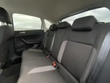 Photo 21 Volkswagen Taigo  1.0 TSI 116ch VW Edition DSG7