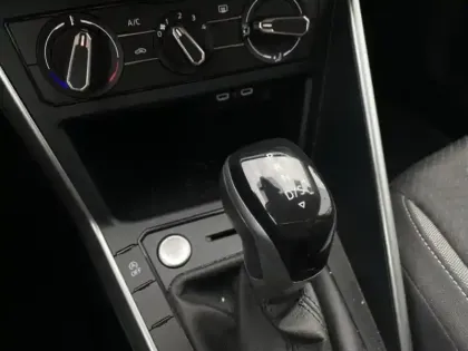 Photo 11 Volkswagen Taigo  1.0 TSI 116ch VW Edition DSG7