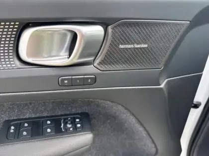 Photo 13 Volvo Xc40  B3 163ch Ultra DCT 7