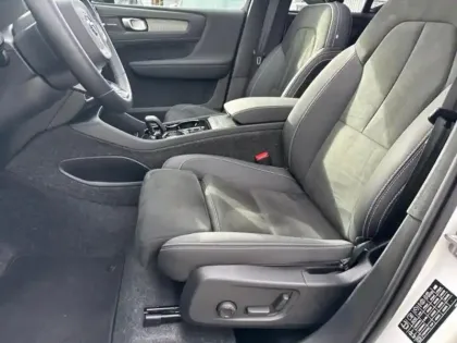 Photo 5 Volvo Xc40  B3 163ch Ultra DCT 7