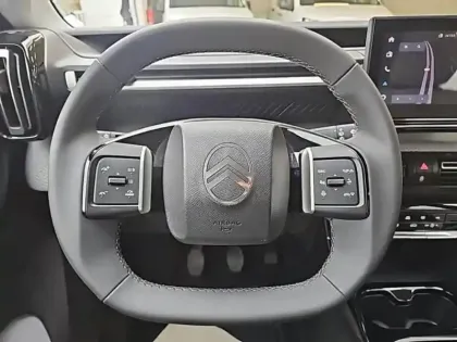 Photo 11 Citroën C3  1.2 Turbo 100ch MAX