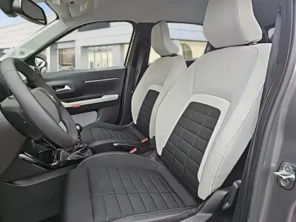 Photo 8 Citroën C3  1.2 Turbo 100ch MAX