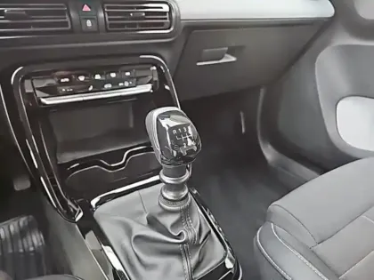 Photo 13 Citroën C3  1.2 Turbo 100ch MAX