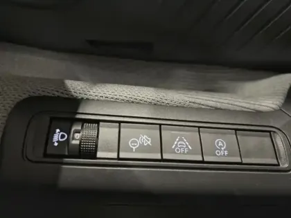 Photo 13 Citroën C3  1.2 Turbo 100ch MAX